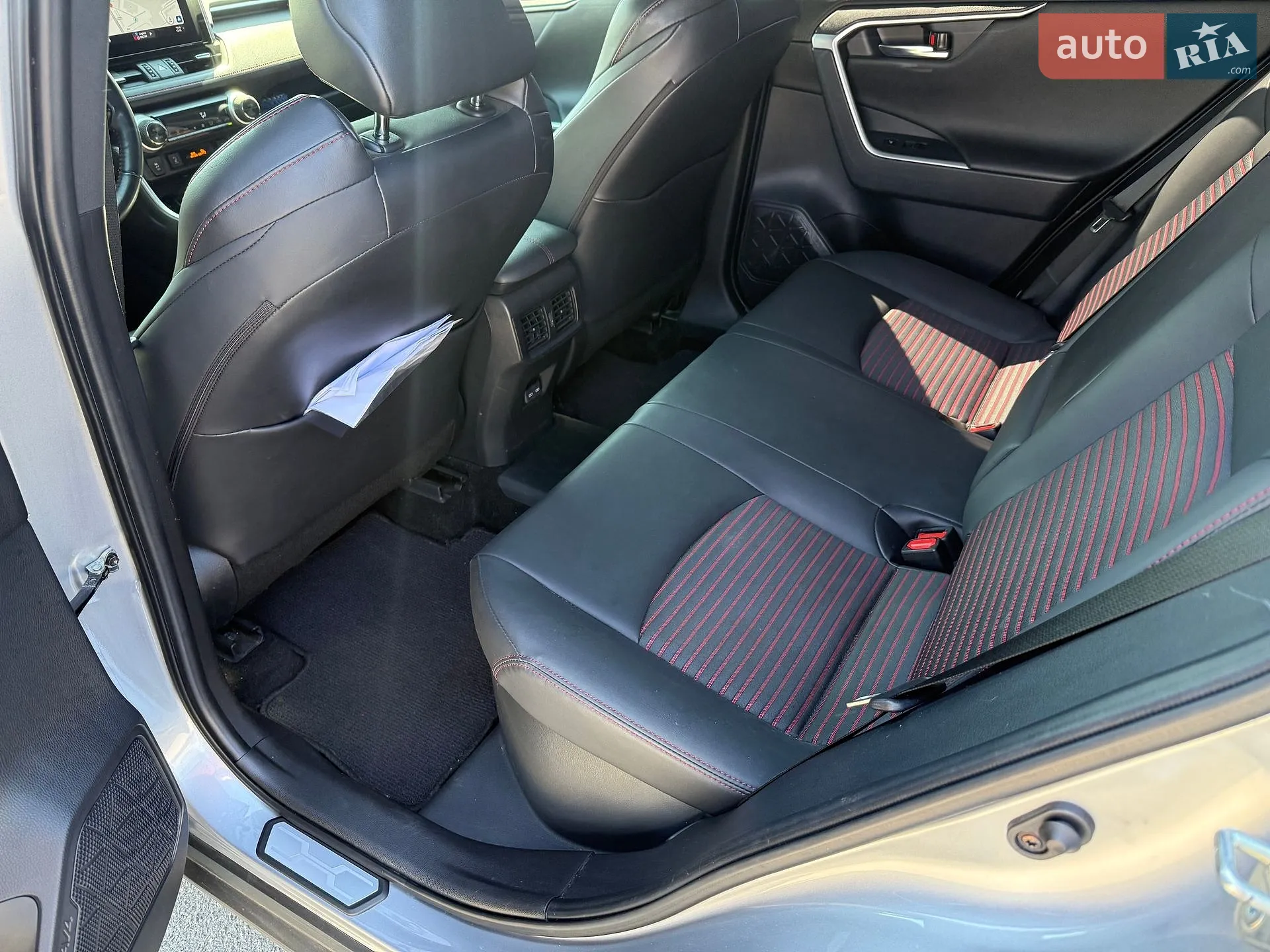 2023 Toyota RAV 4 - мініатюра 21