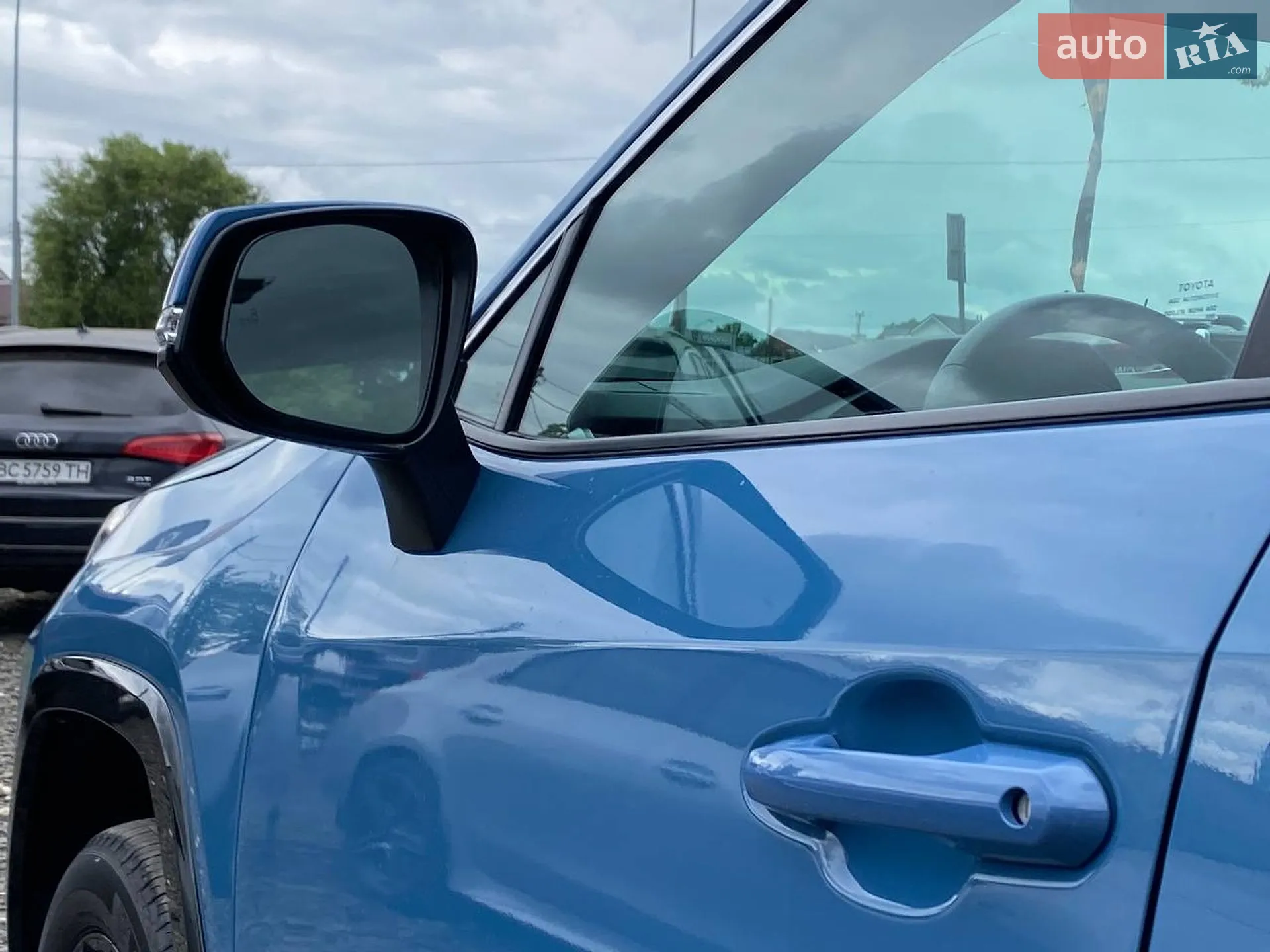 2024 Toyota RAV 4 - мініатюра 3