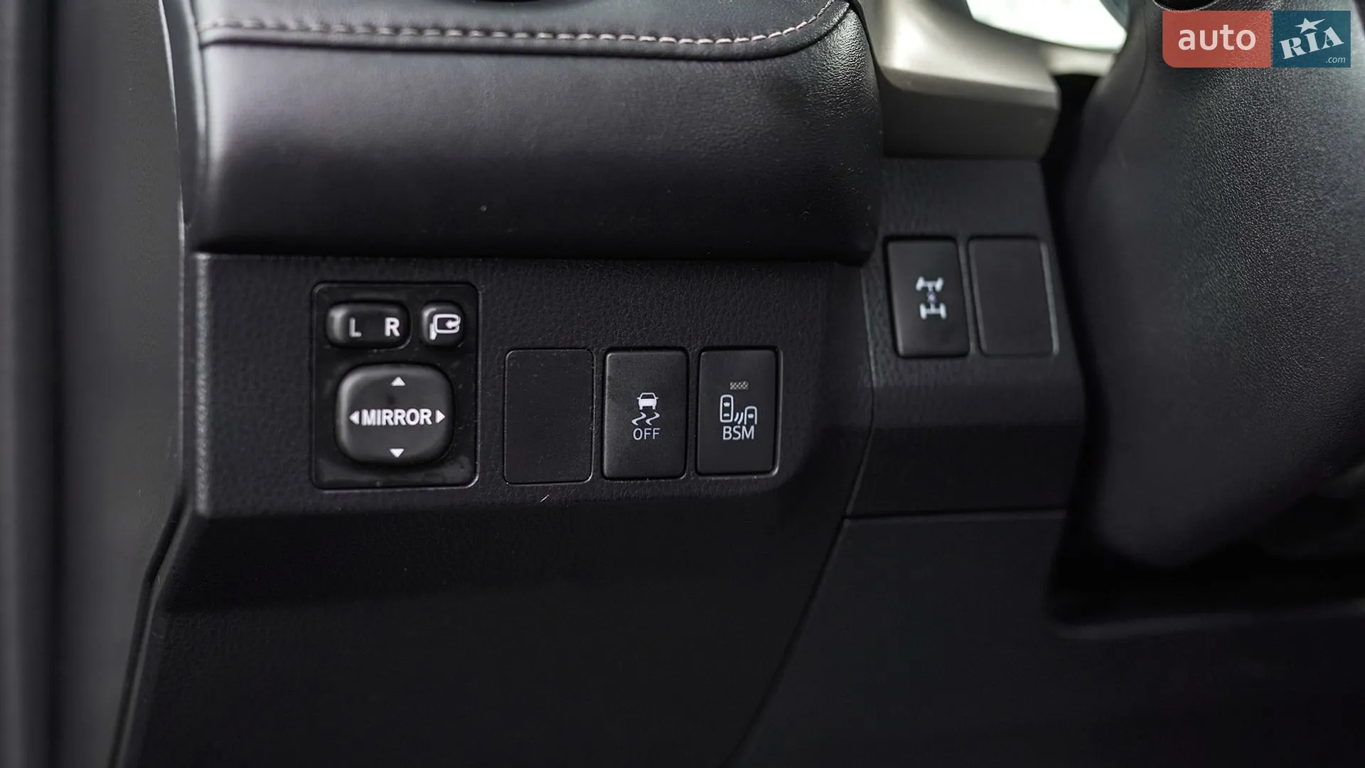 2014 Toyota RAV 4 - мініатюра 17