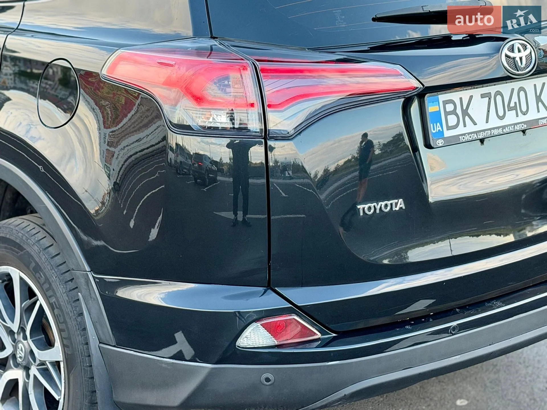 2018 Toyota RAV 4 - мініатюра 17