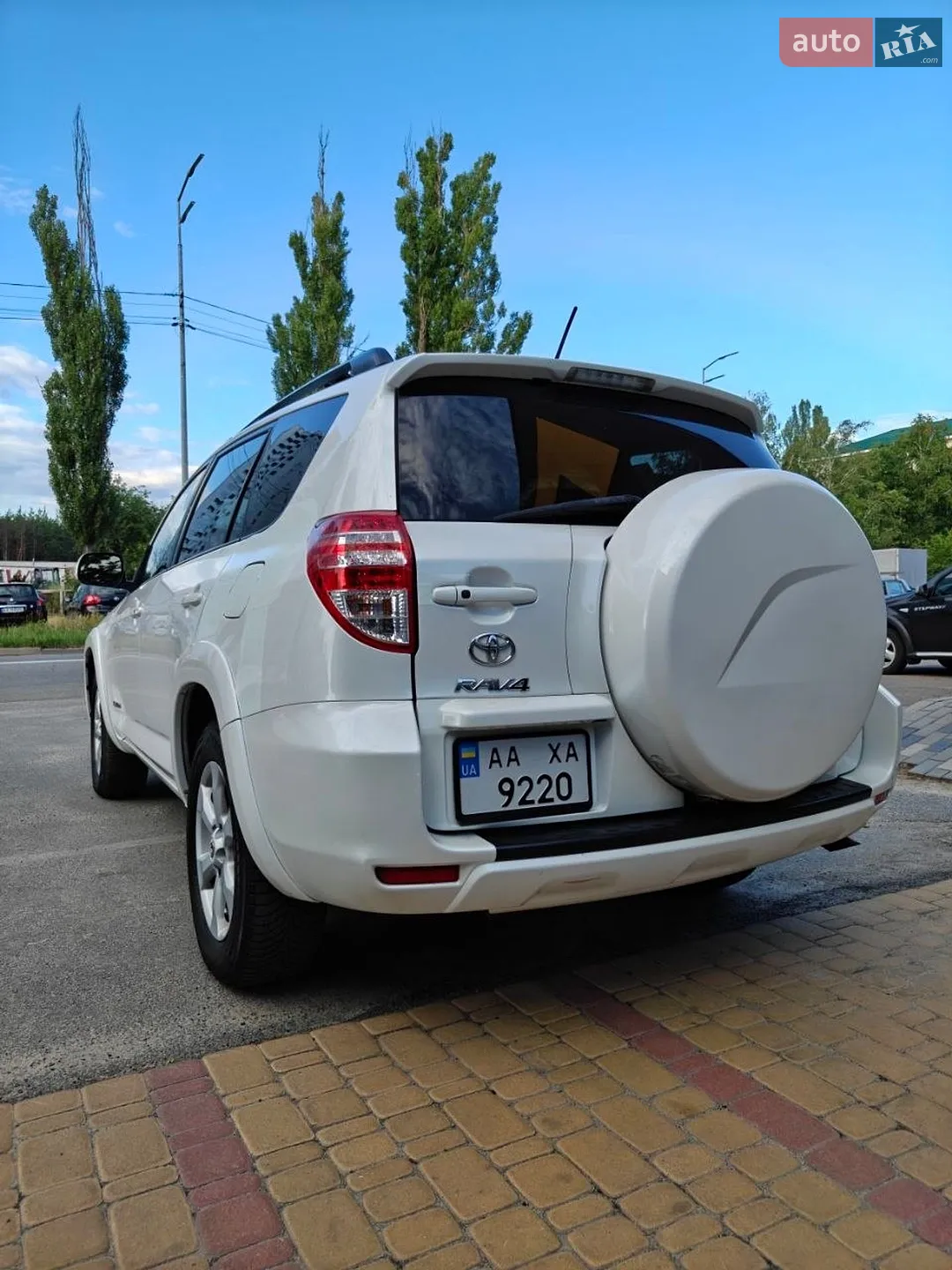 2011 Toyota RAV 4 - мініатюра 16