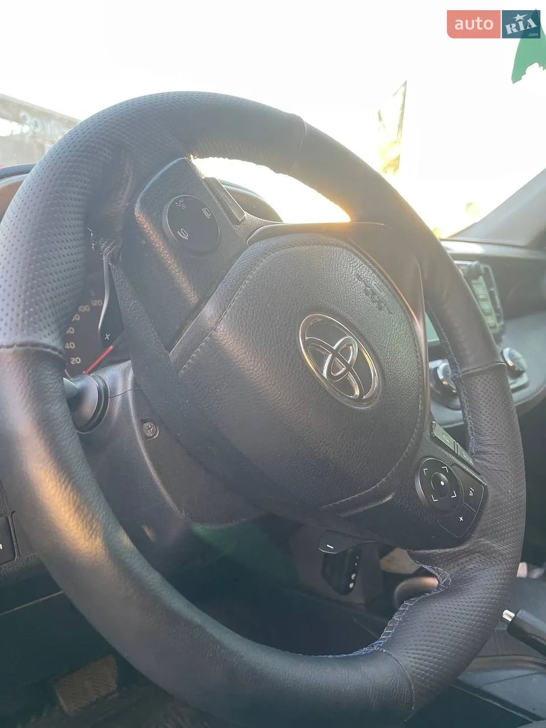 2015 Toyota RAV 4 - мініатюра 5
