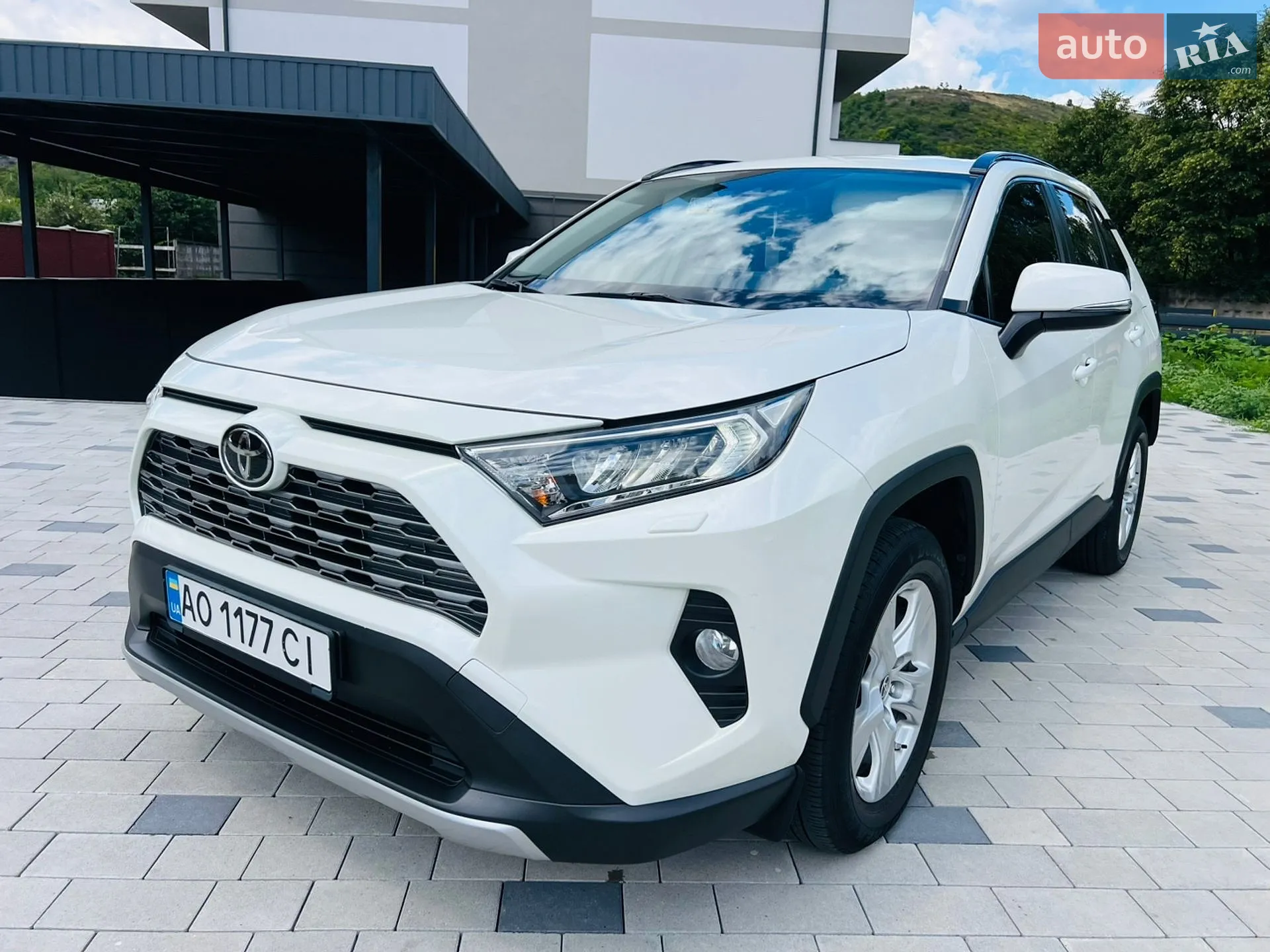 2020 Toyota RAV 4 - мініатюра 18