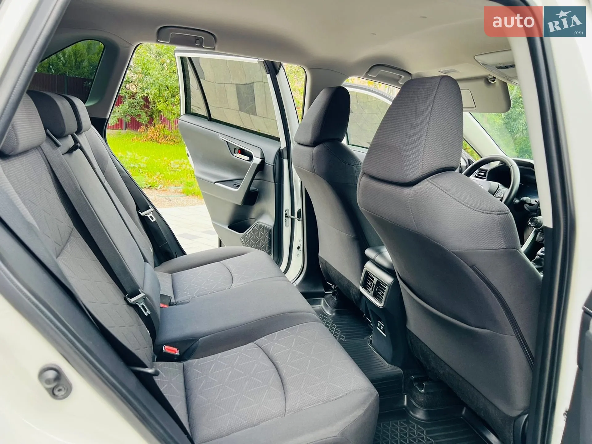 2020 Toyota RAV 4 - мініатюра 24