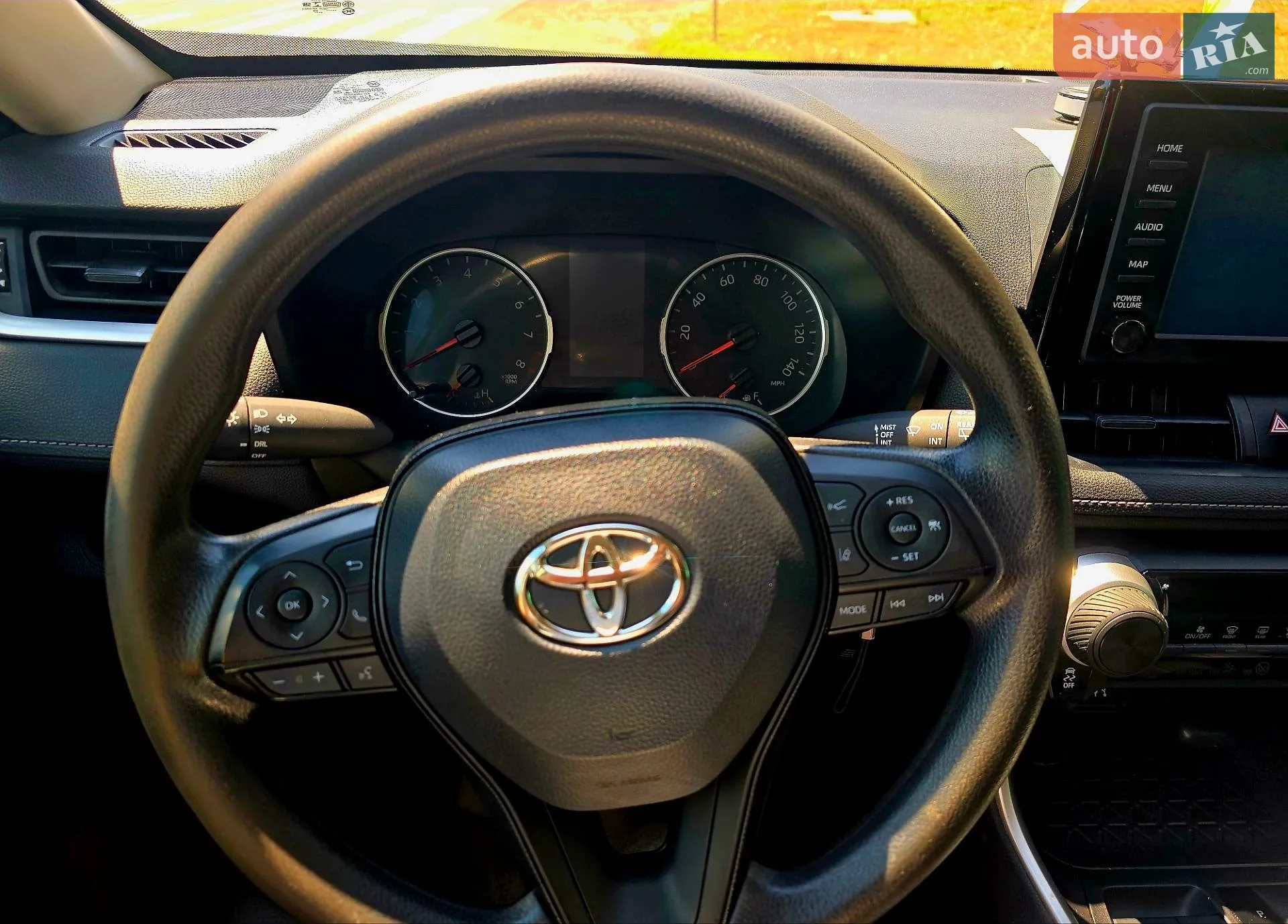 2019 Toyota RAV 4 - мініатюра 39