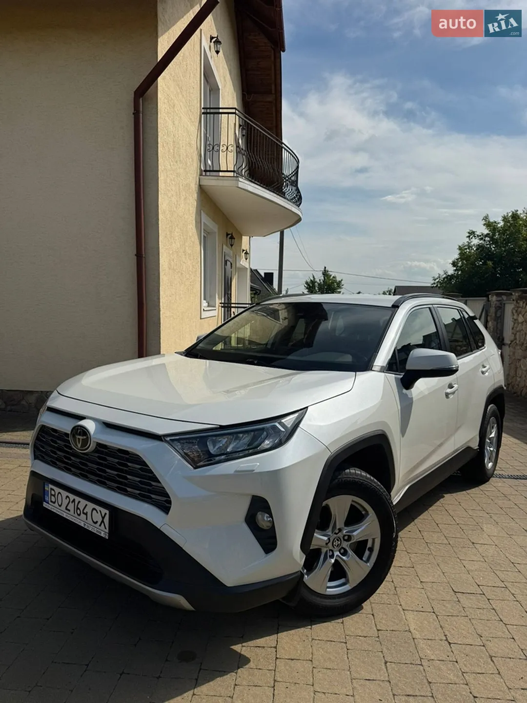 2020 Toyota RAV 4 - мініатюра 3