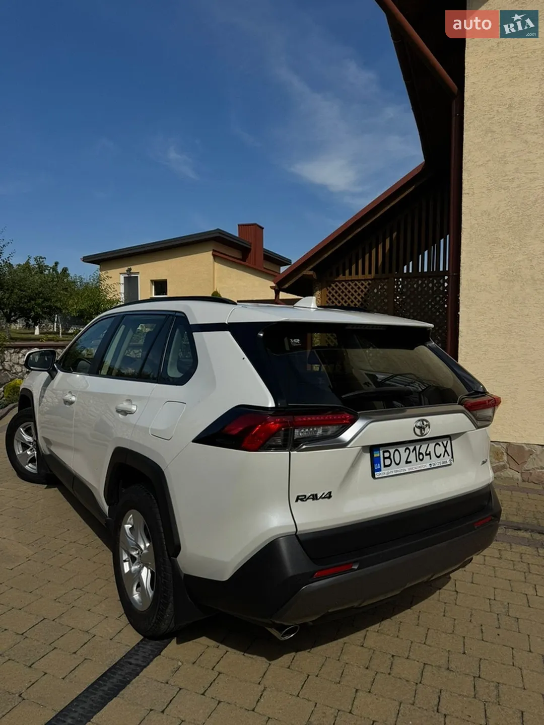 2020 Toyota RAV 4 - мініатюра 5