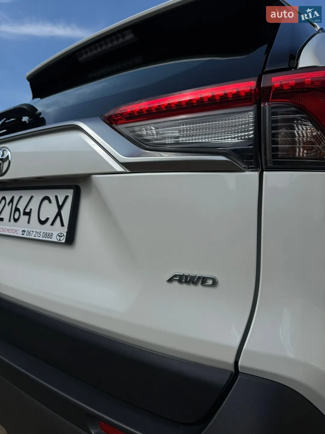 2020 Toyota RAV 4 - мініатюра 9