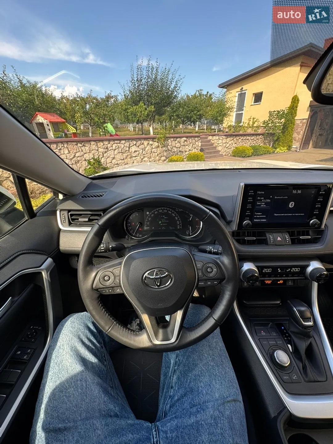 2020 Toyota RAV 4 - мініатюра 17