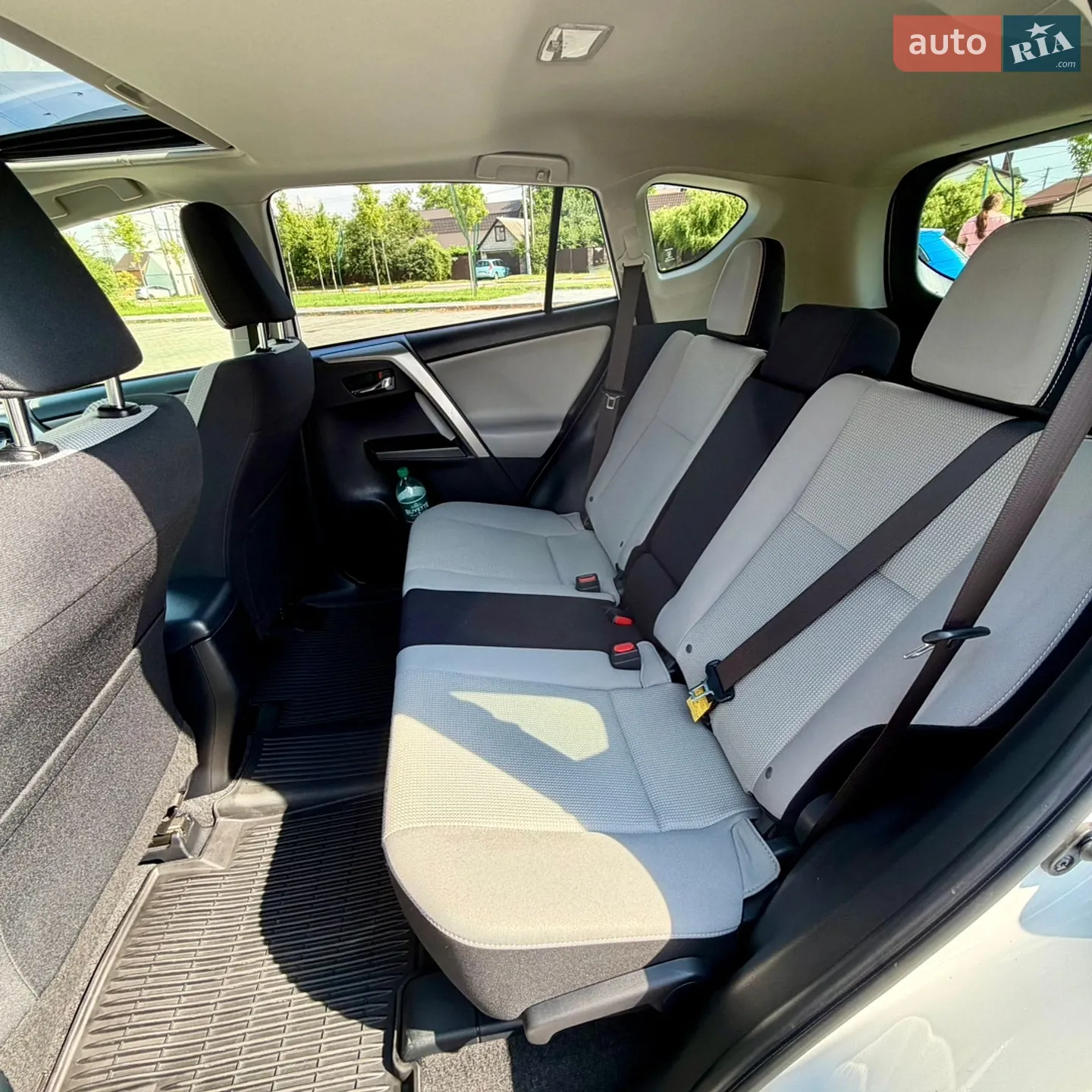 2017 Toyota RAV 4 - мініатюра 14