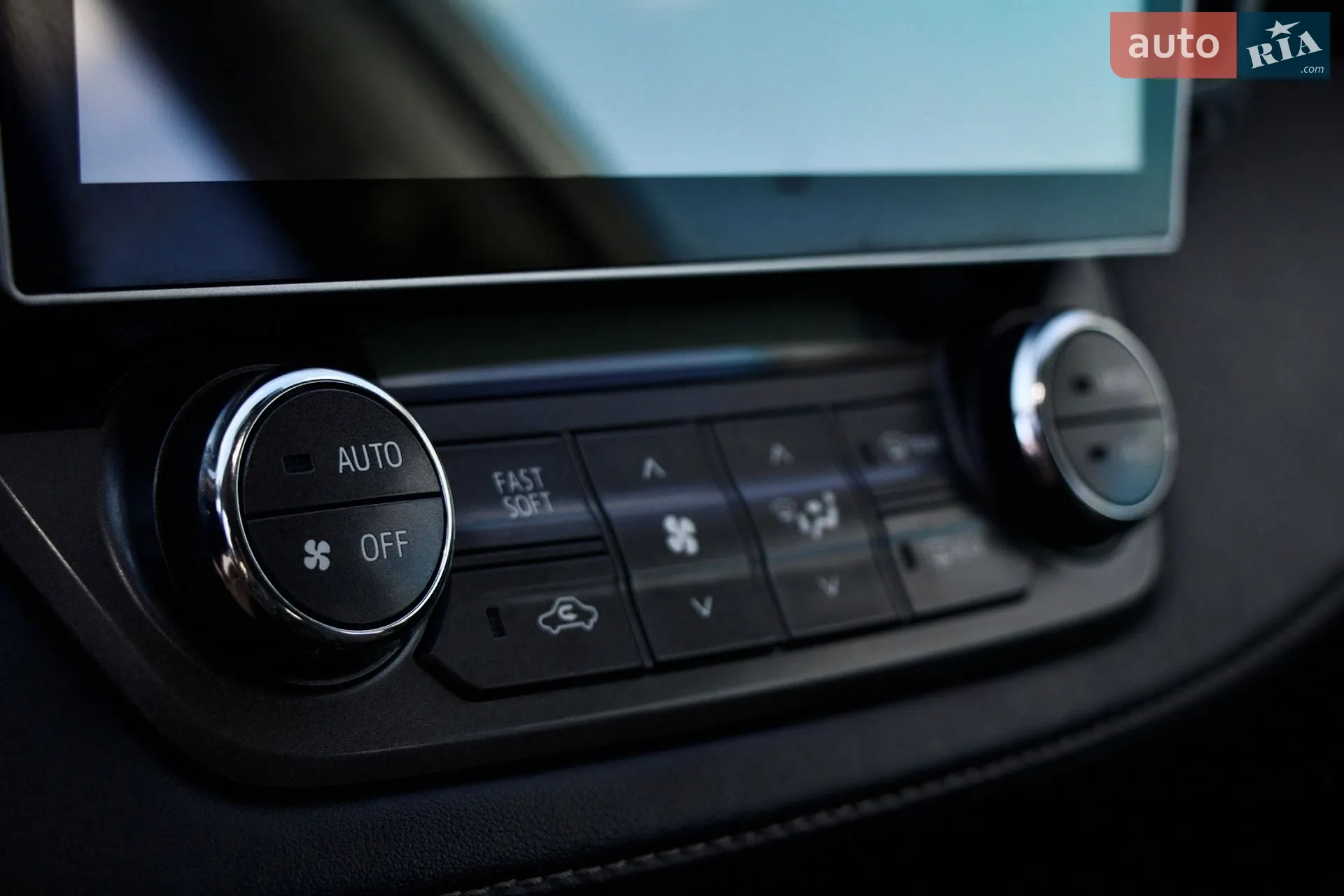 2013 Toyota RAV 4 - мініатюра 25