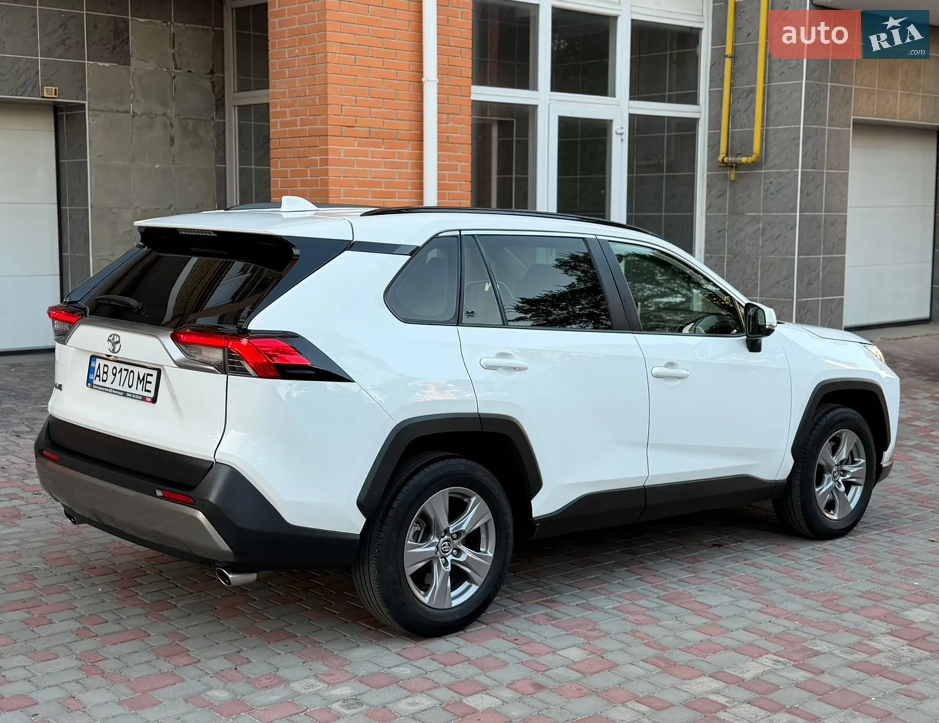 2022 Toyota RAV 4 - мініатюра 16