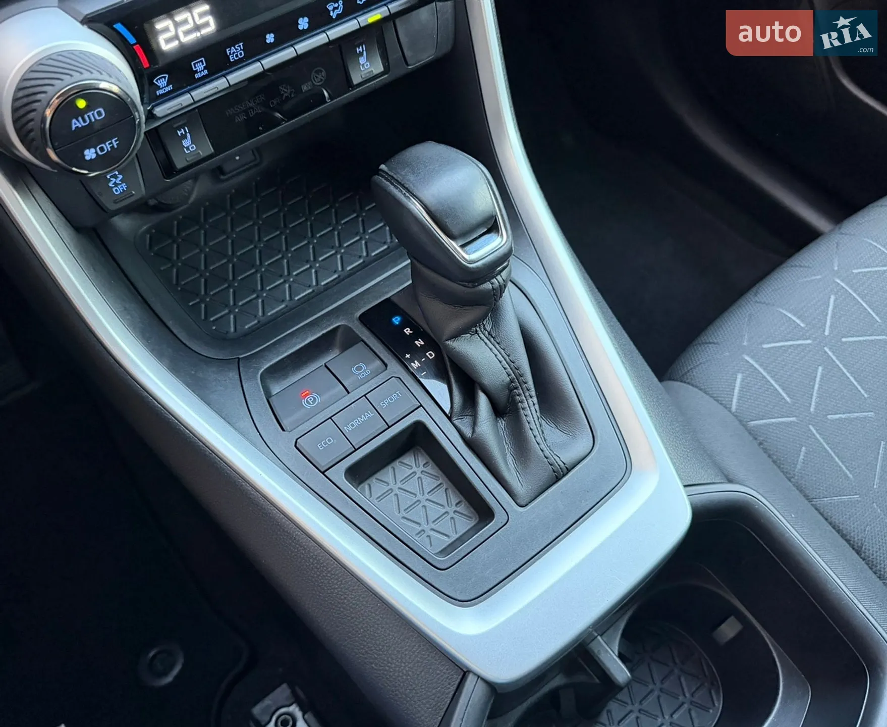 2022 Toyota RAV 4 - мініатюра 43