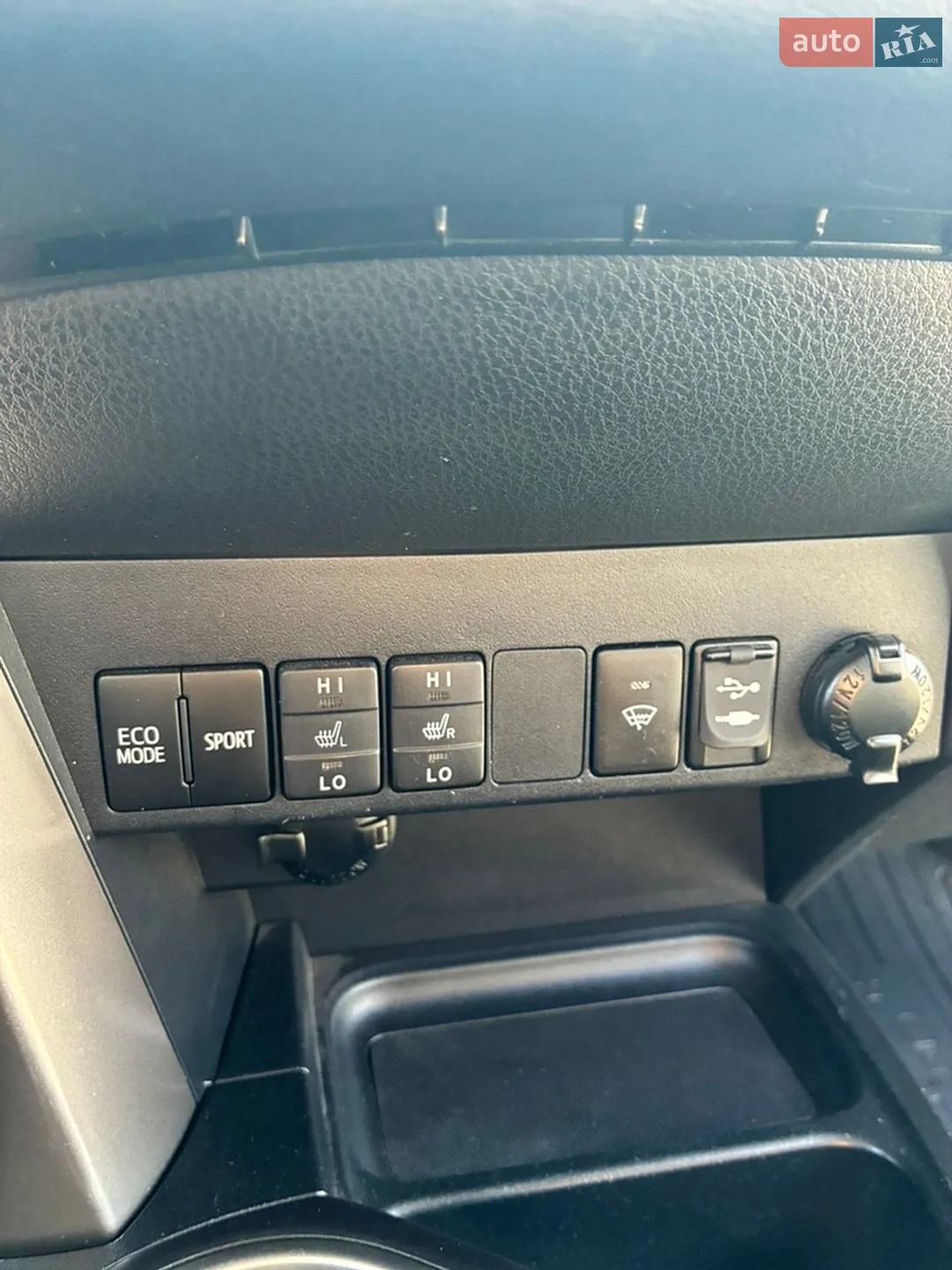 2018 Toyota RAV 4 - мініатюра 19