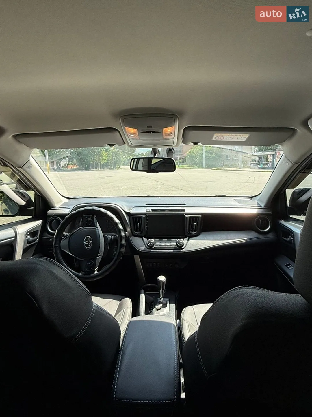 2017 Toyota RAV 4 - мініатюра 10