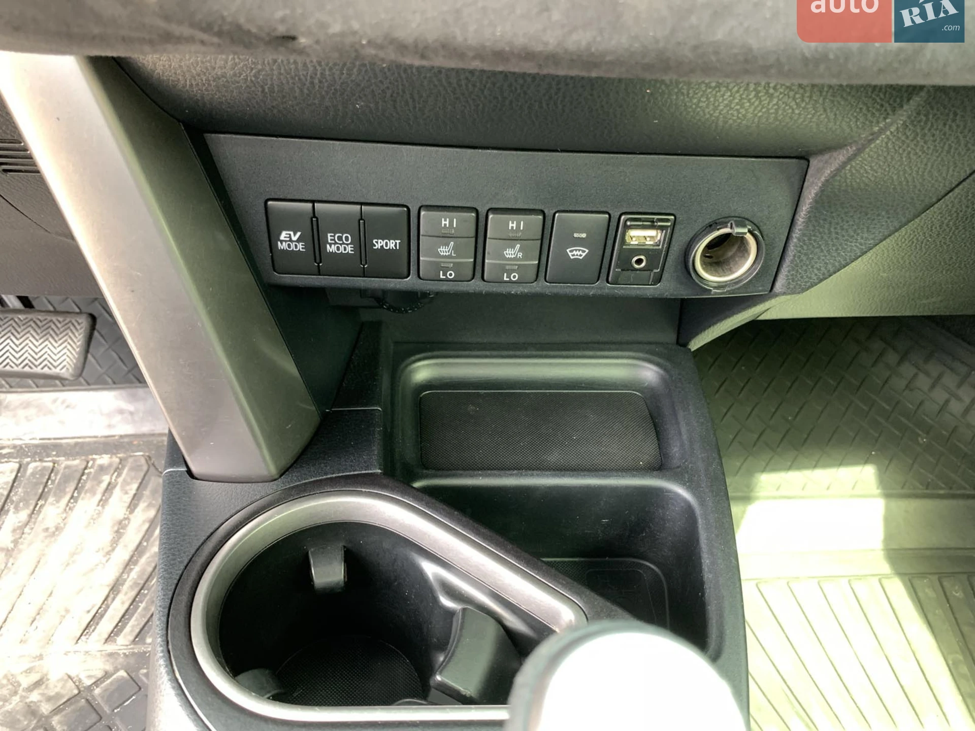 2016 Toyota RAV 4 - мініатюра 24