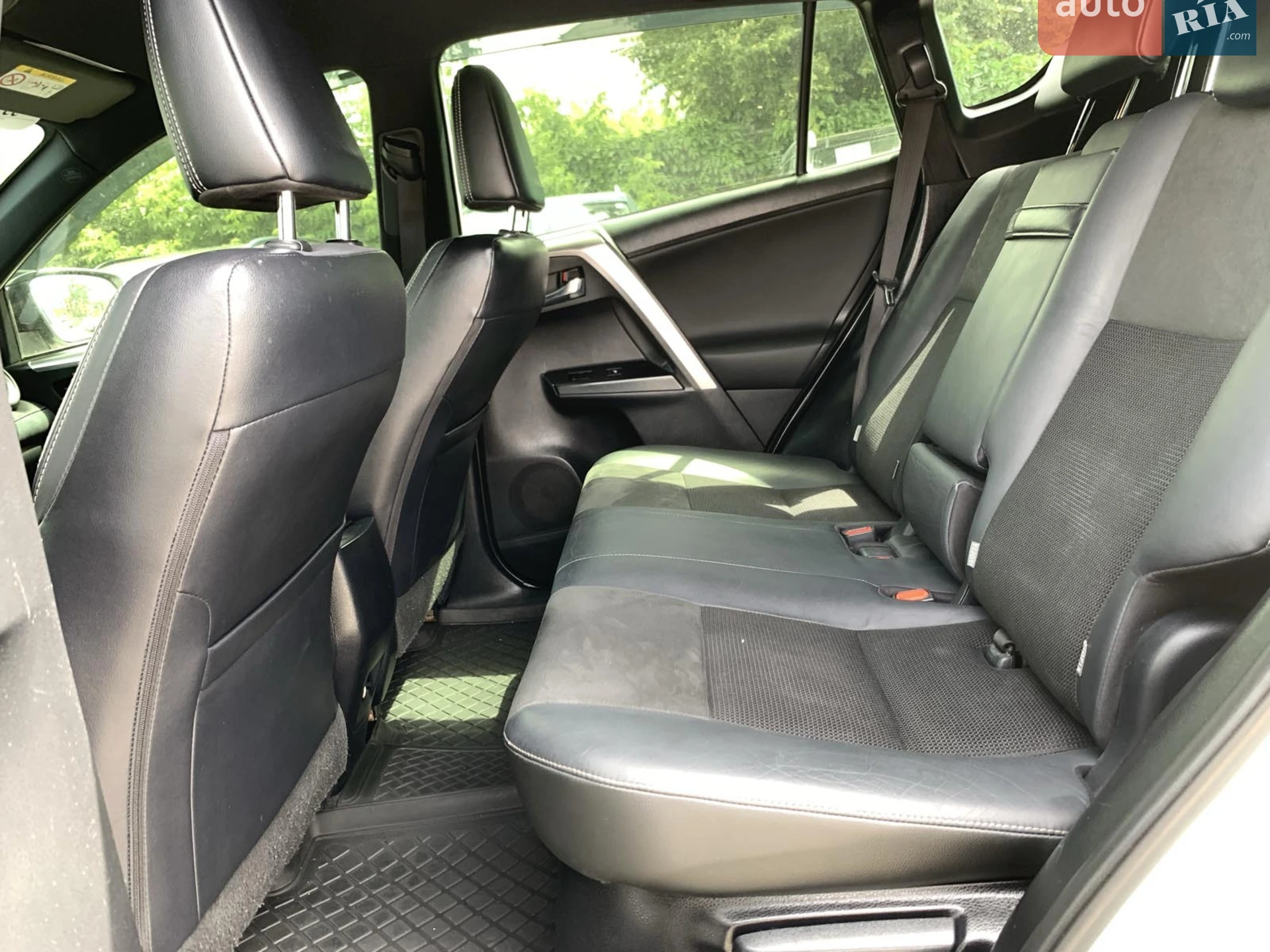 2016 Toyota RAV 4 - мініатюра 28