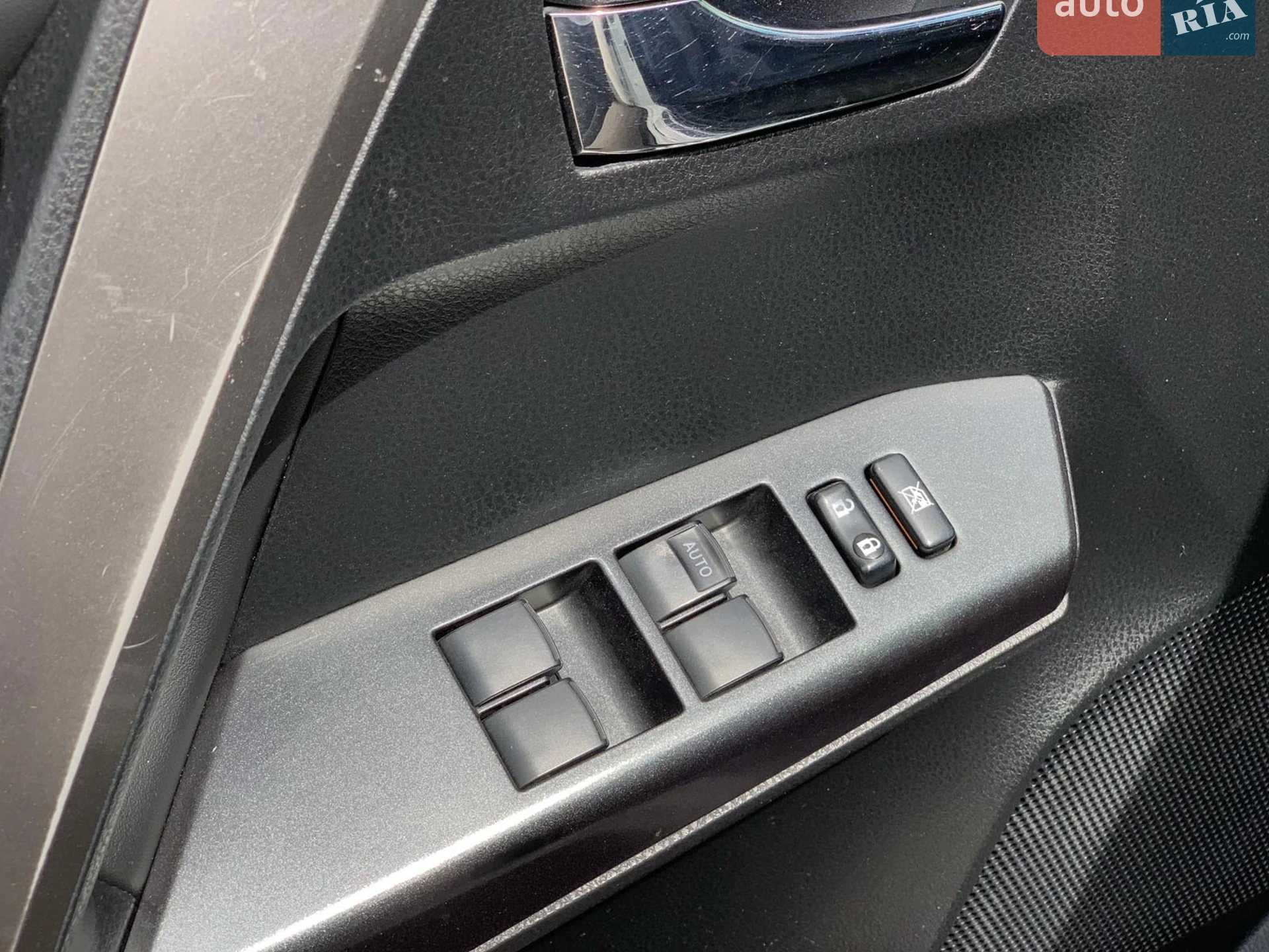 2016 Toyota RAV 4 - мініатюра 19