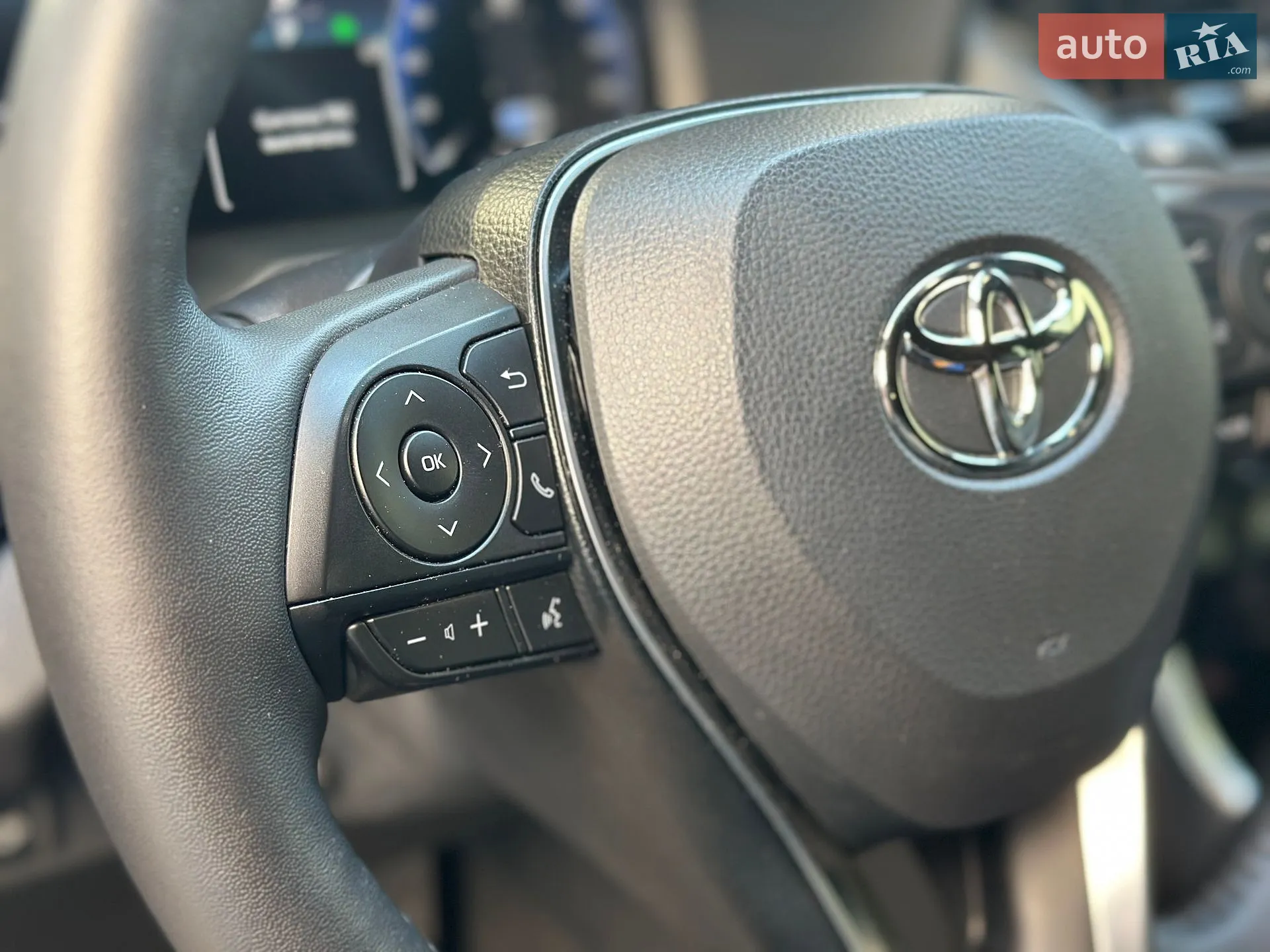 2025 Toyota RAV 4 - мініатюра 40