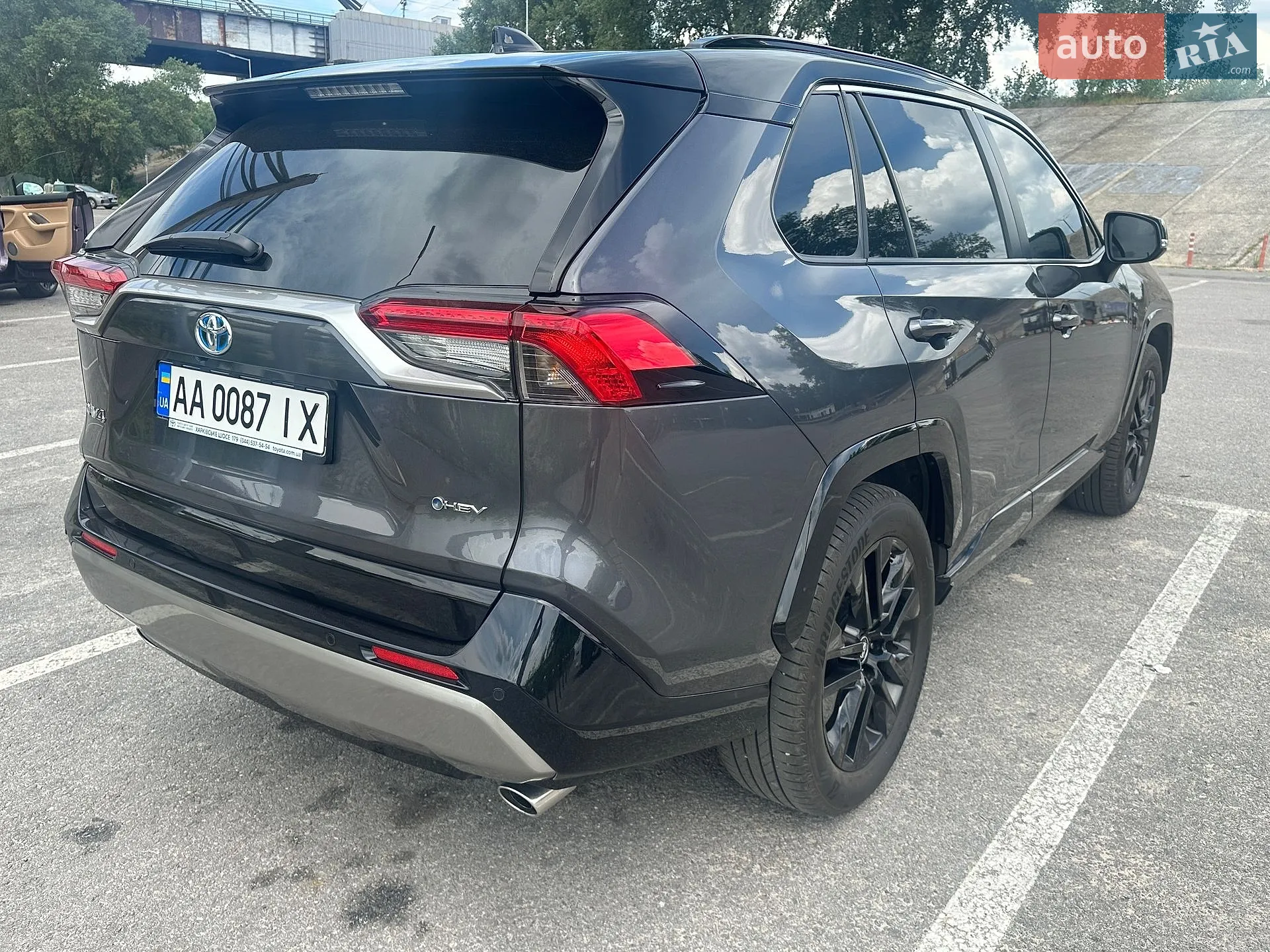 2025 Toyota RAV 4 - мініатюра 9
