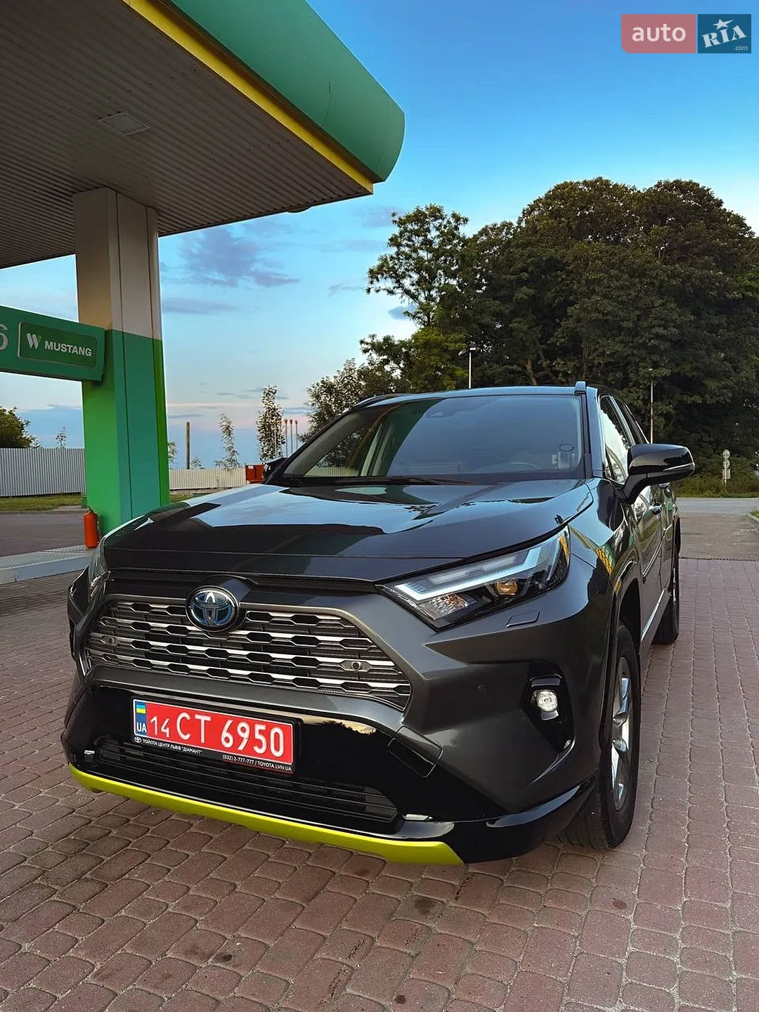 2024 Toyota RAV 4 - мініатюра 2
