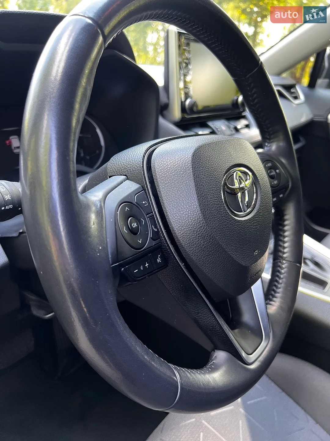 2020 Toyota RAV 4 - мініатюра 27