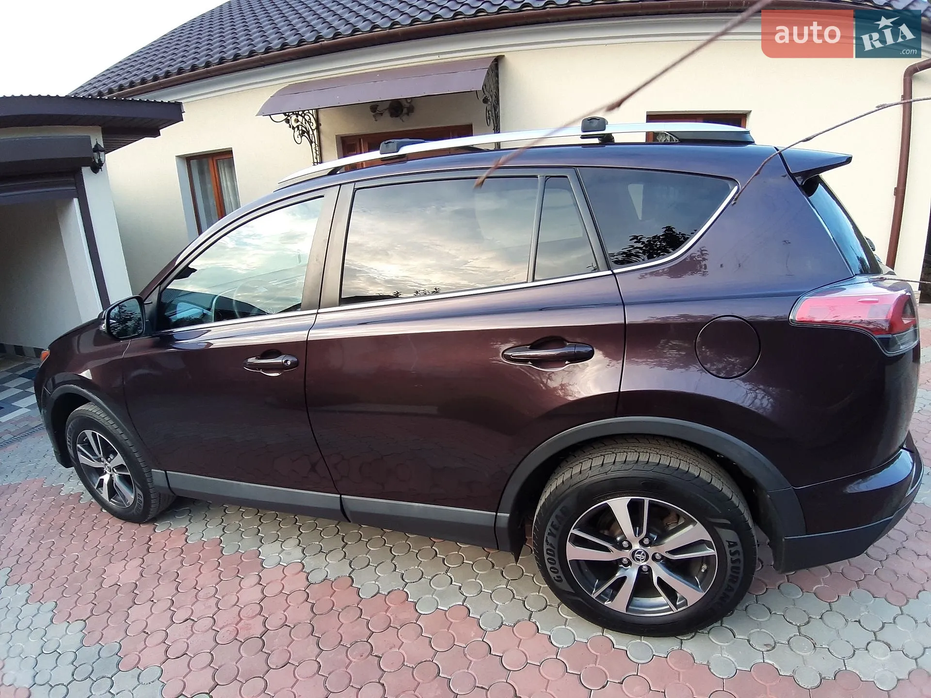 2016 Toyota RAV 4 - мініатюра 2