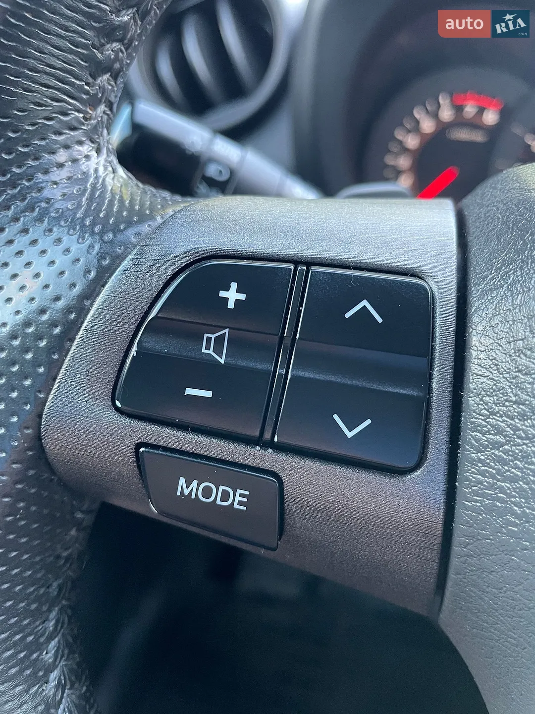 2011 Toyota RAV 4 - мініатюра 83