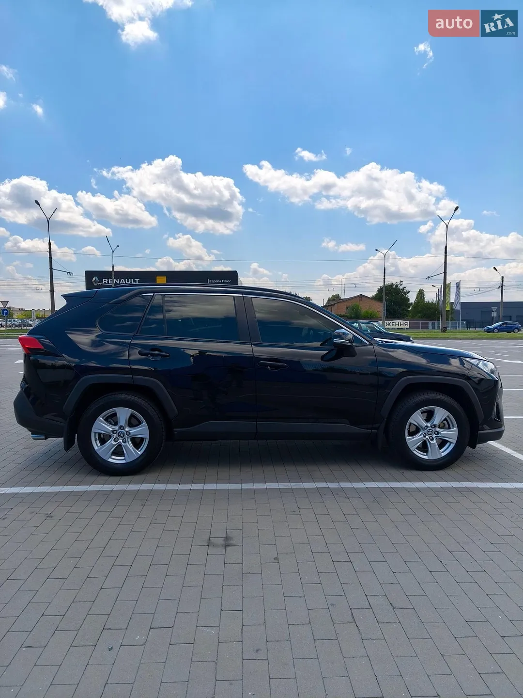 2020 Toyota RAV 4 - мініатюра 9