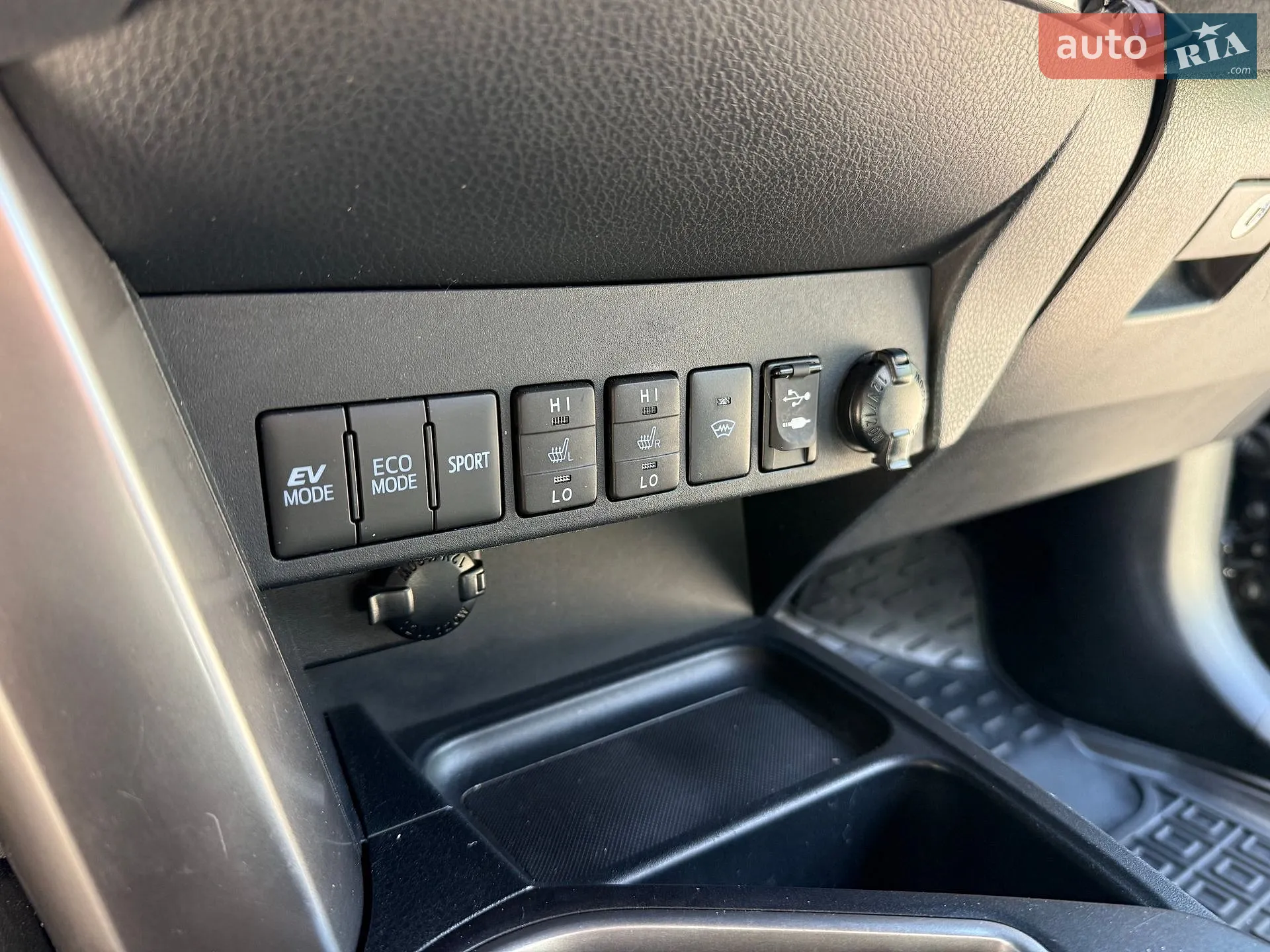 2017 Toyota RAV 4 - мініатюра 22