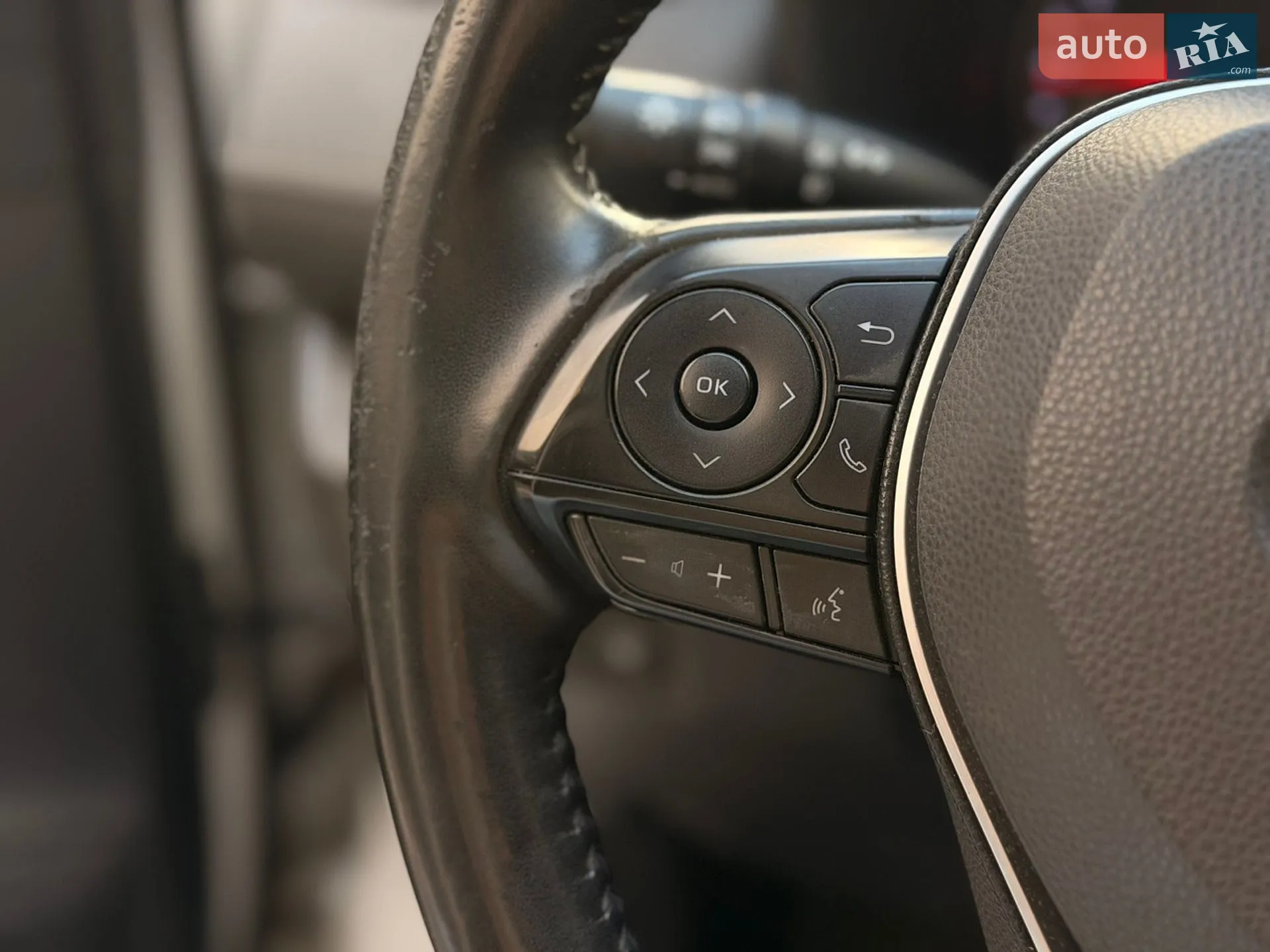 2018 Toyota RAV 4 - мініатюра 21