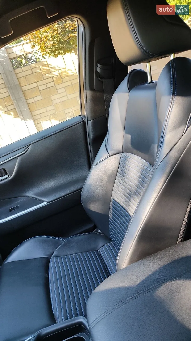 2018 Toyota RAV 4 - мініатюра 8