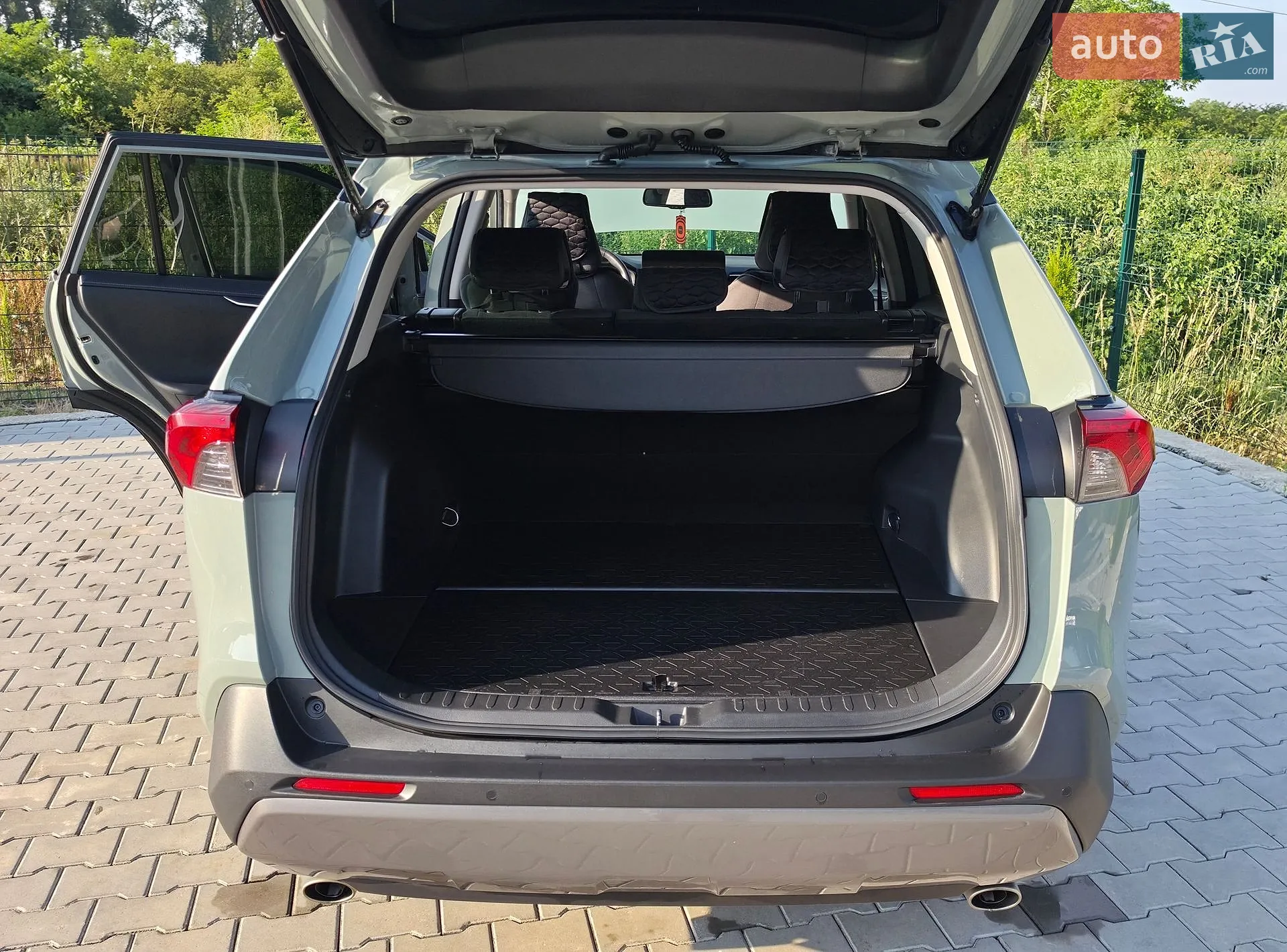 2021 Toyota RAV 4 - мініатюра 9