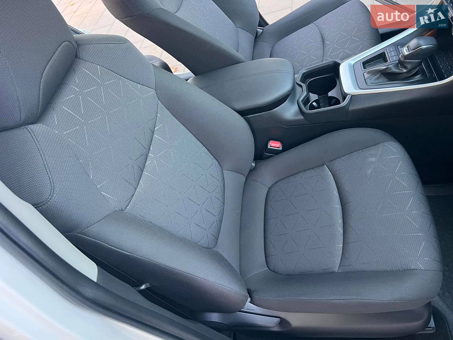 2019 Toyota RAV 4 - мініатюра 51