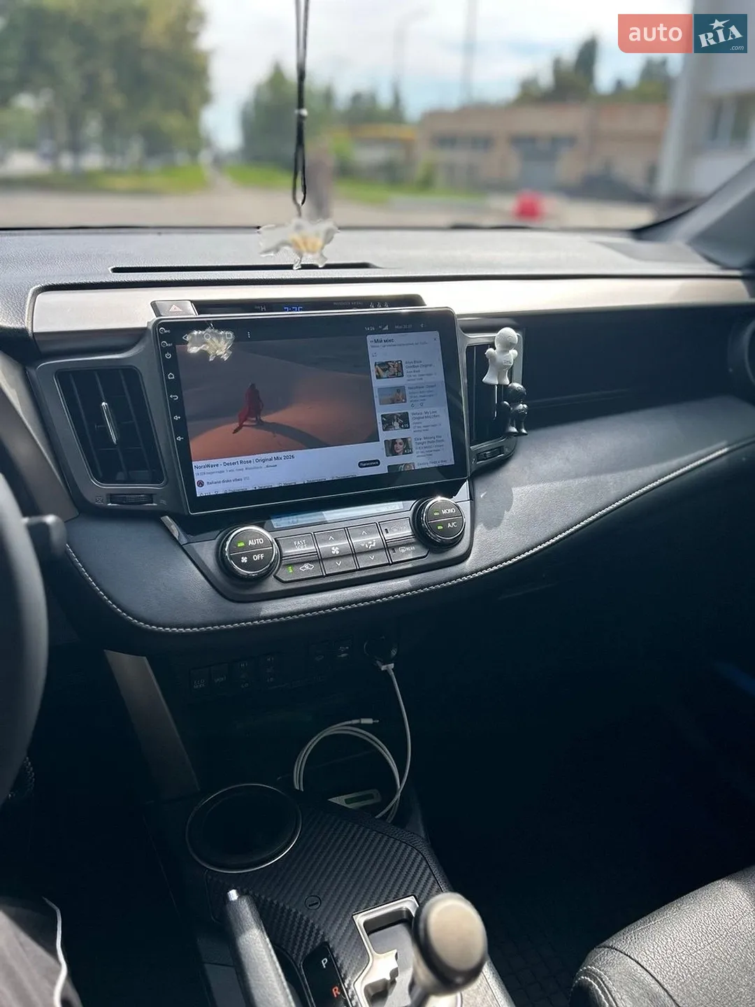 2014 Toyota RAV 4 - мініатюра 3