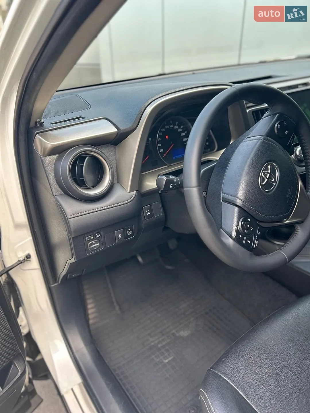 2014 Toyota RAV 4 - мініатюра 4