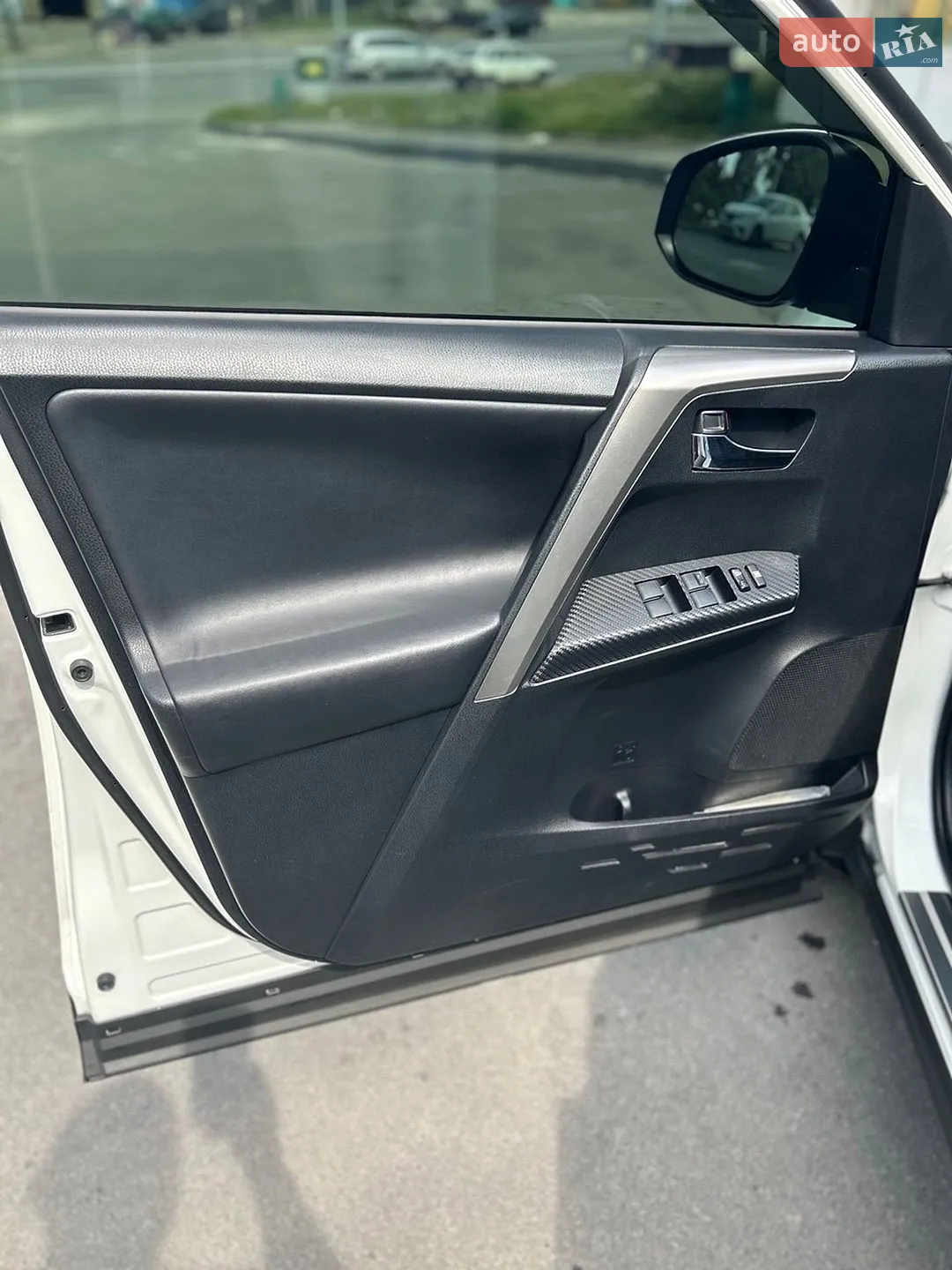 2014 Toyota RAV 4 - мініатюра 5