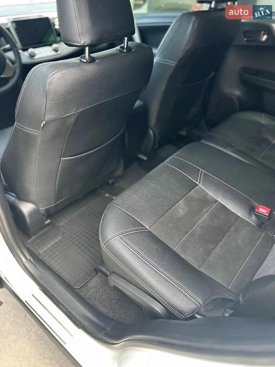 2014 Toyota RAV 4 - мініатюра 6