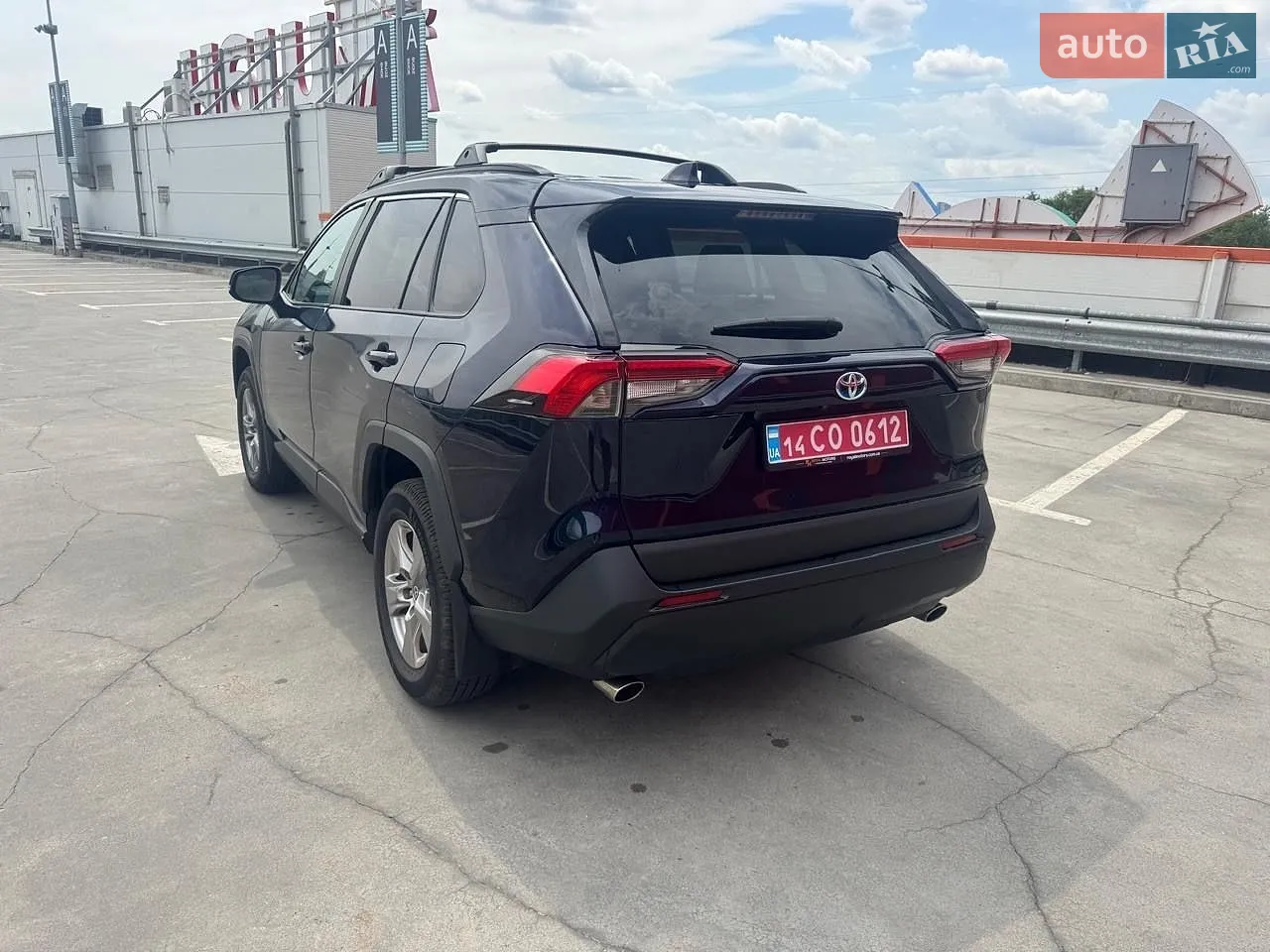 2023 Toyota RAV 4 - мініатюра 5