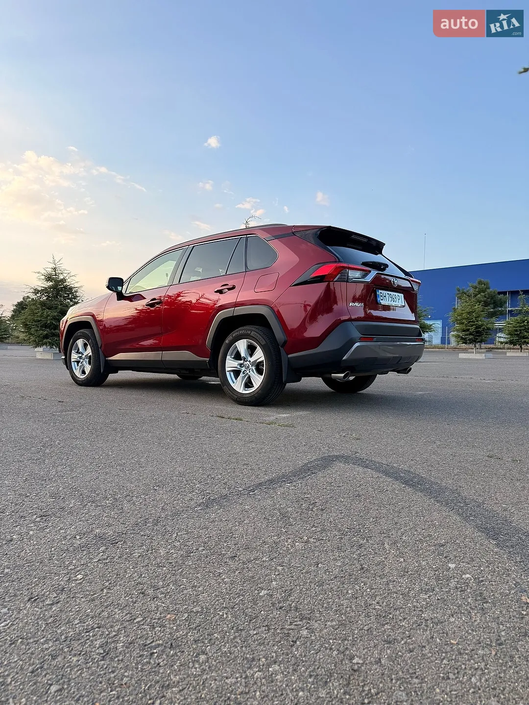 2019 Toyota RAV 4 - мініатюра 7