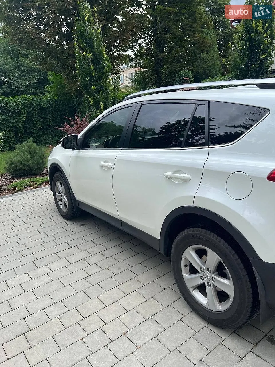 2013 Toyota RAV 4 - мініатюра 15