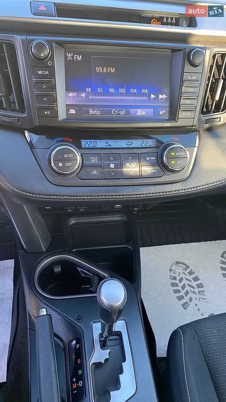 2016 Toyota RAV 4 - мініатюра 6