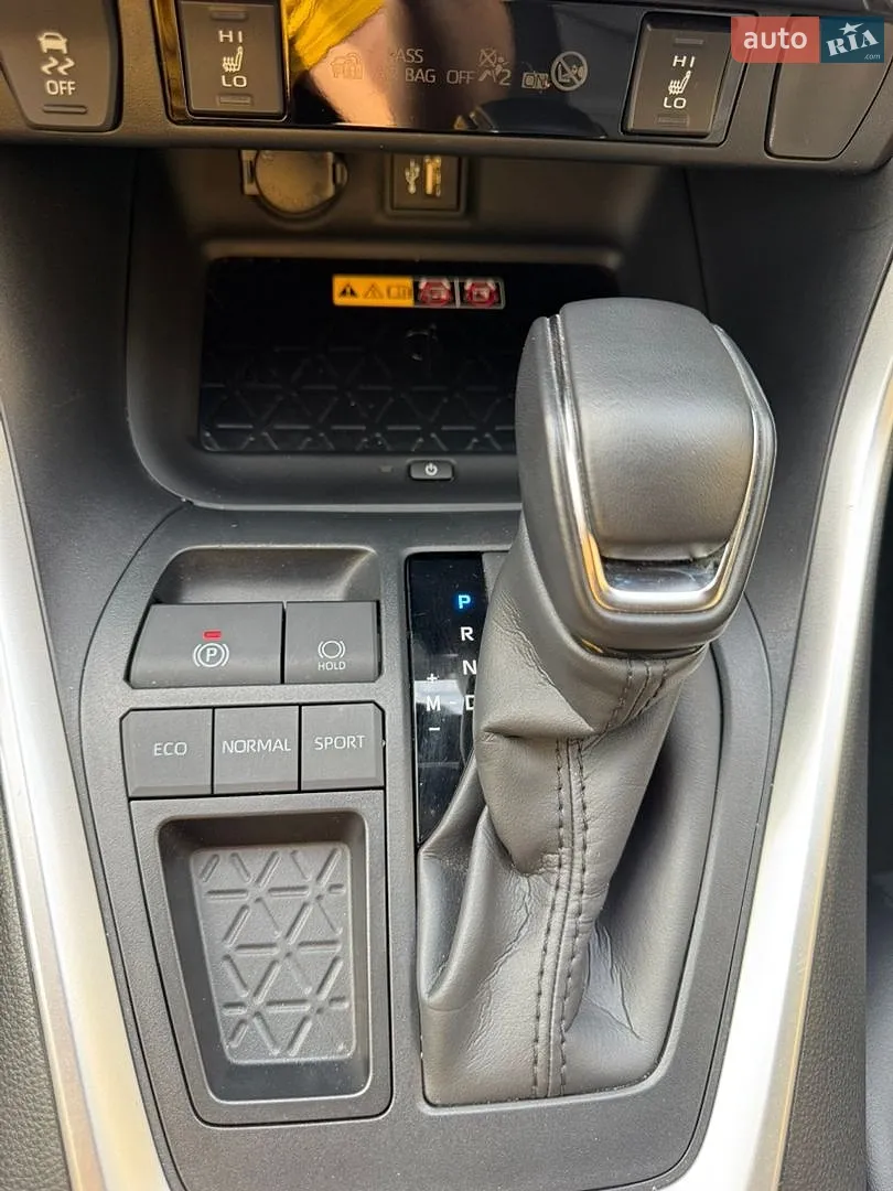 2023 Toyota RAV 4 - мініатюра 19