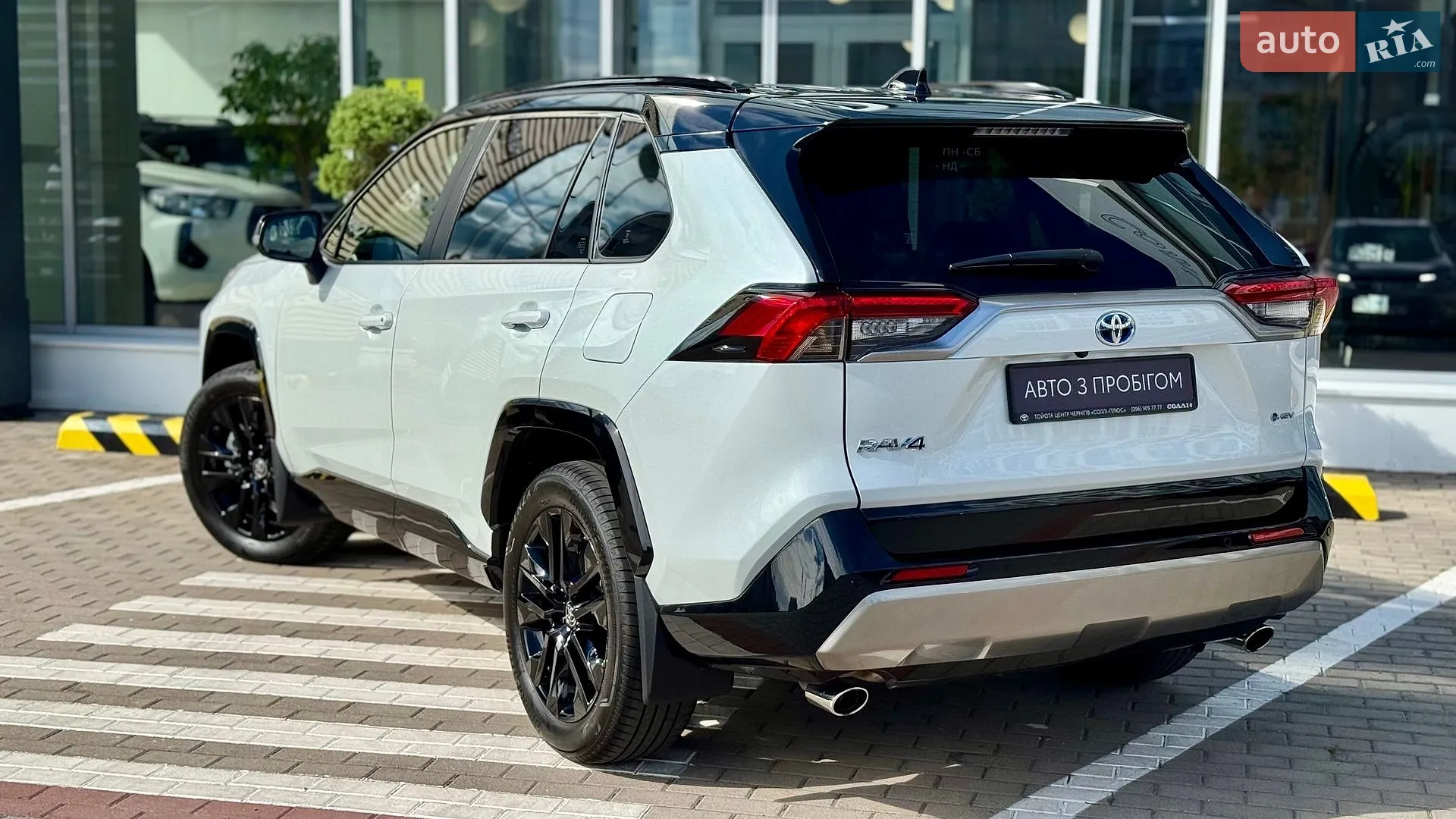 2025 Toyota RAV 4 - мініатюра 4