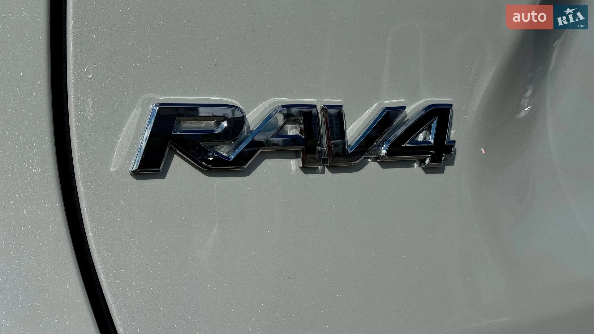 2025 Toyota RAV 4 - мініатюра 16