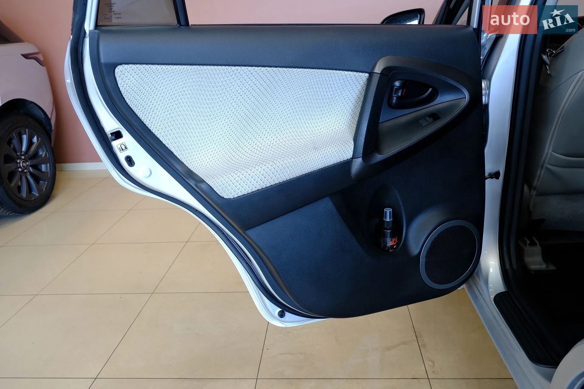 2014 Toyota RAV 4 - мініатюра 29