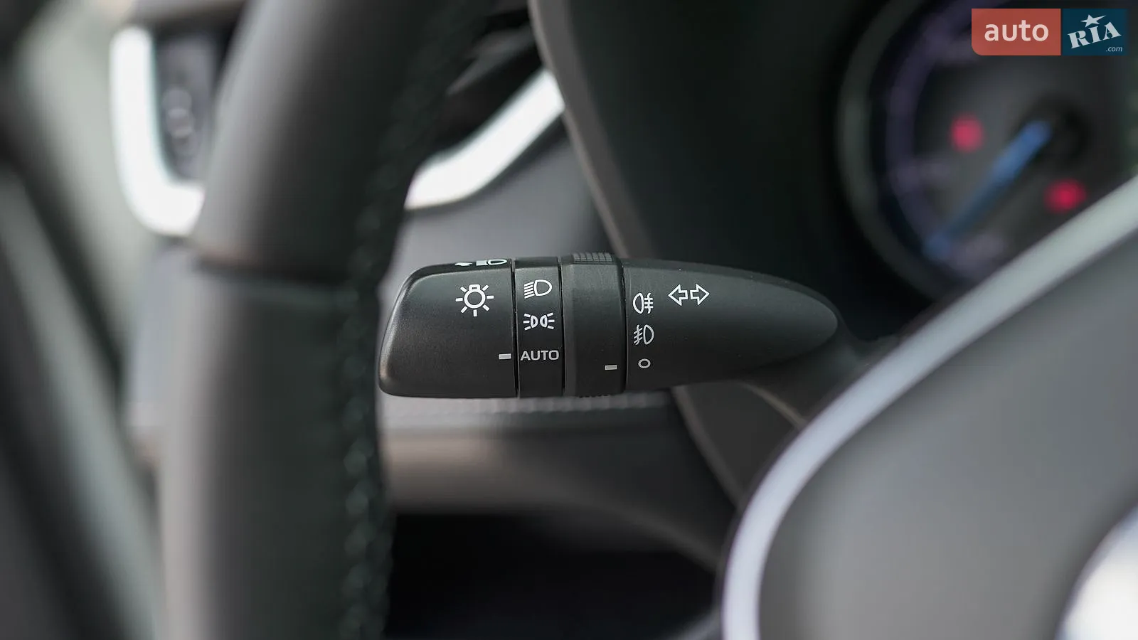 2019 Toyota RAV 4 - мініатюра 19
