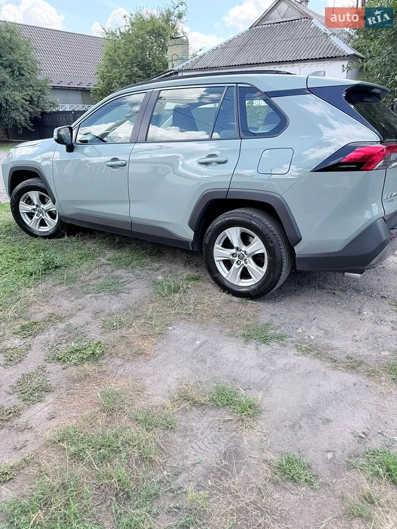 2021 Toyota RAV 4 - мініатюра 4