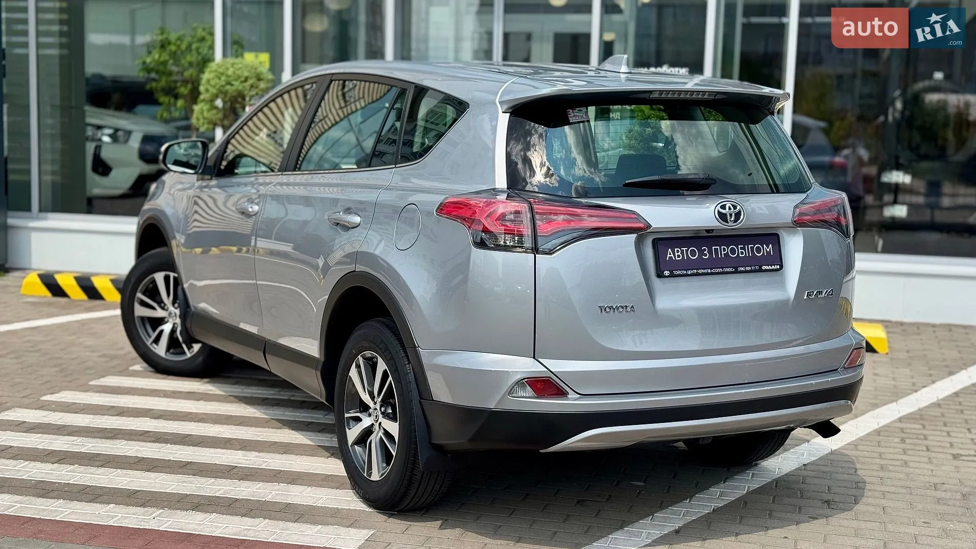2018 Toyota RAV 4 - мініатюра 4