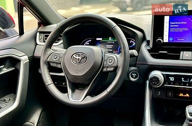Внедорожник / Кроссовер Toyota RAV4 2023 в Киеве